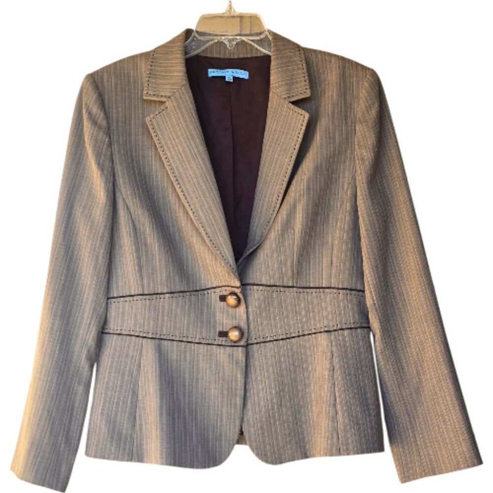 LNWOT  -  ANTONIO MELANI Two Button Blazer sz 14